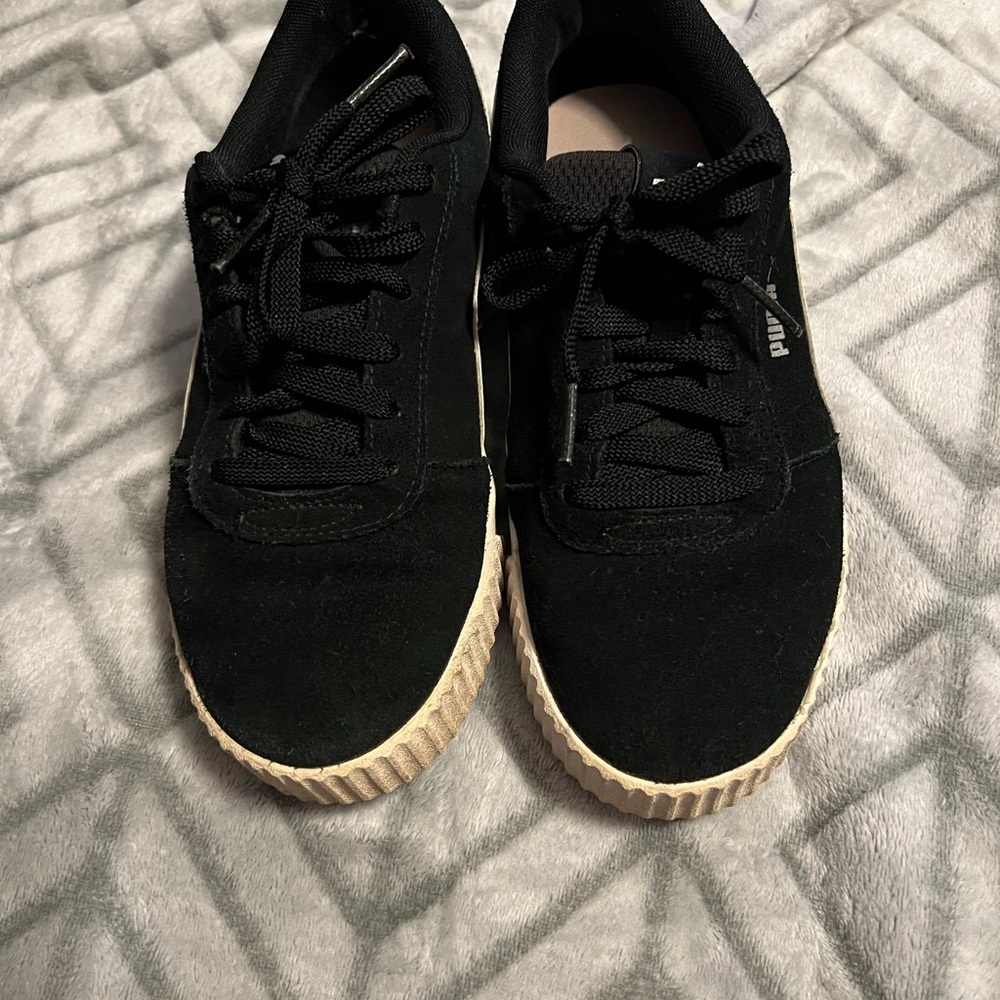 Puma sneakers